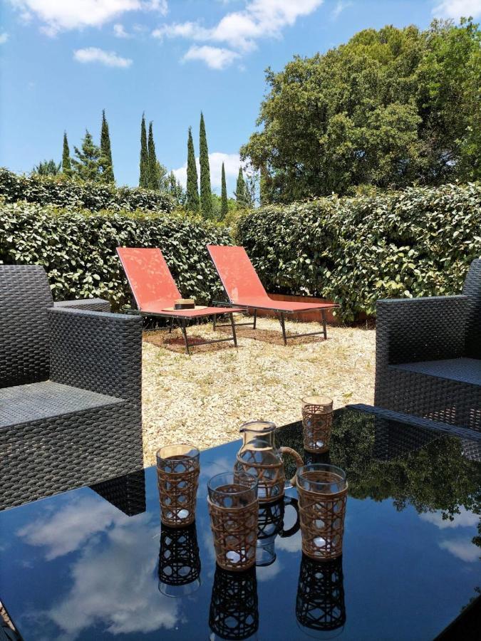 Quietude En Luberon Διαμέρισμα Roussillon en Isere Εξωτερικό φωτογραφία