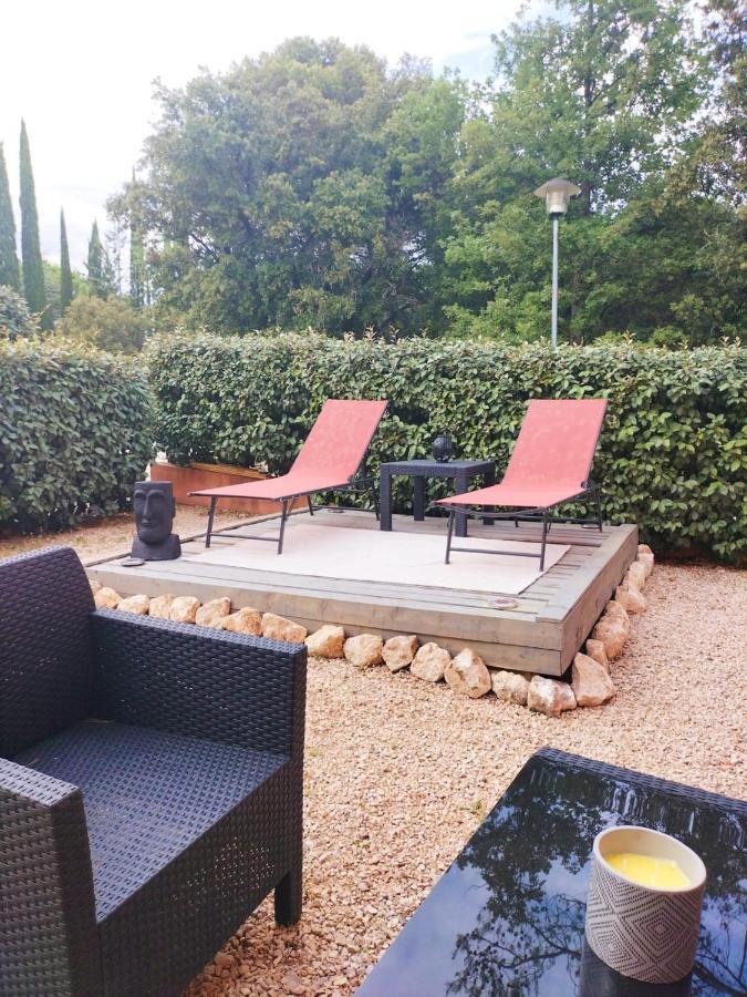 Quietude En Luberon Διαμέρισμα Roussillon en Isere Εξωτερικό φωτογραφία